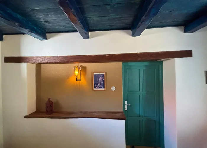 Sad U Harustakov 公寓